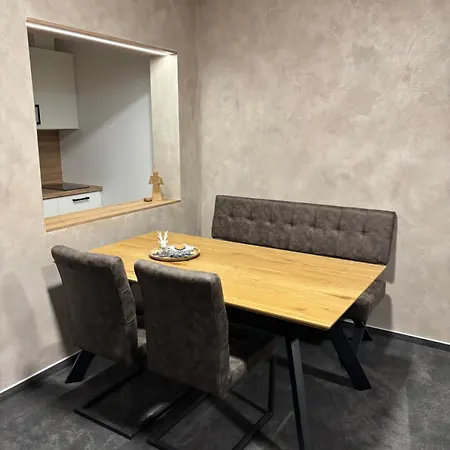 Apartment Luxusni Domovjanka - Knehyne *