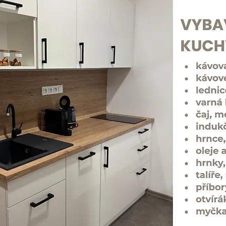 Luxusni Domovjanka - Knehyne Apartmán *