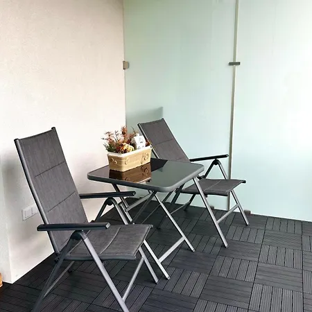 Luxusni Domovjanka - Knehyne Apartmán