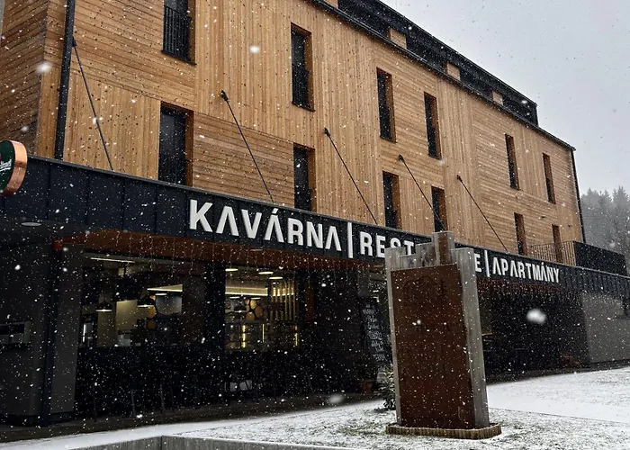 Luxusni Domovjanka - Knehyne * Bíla